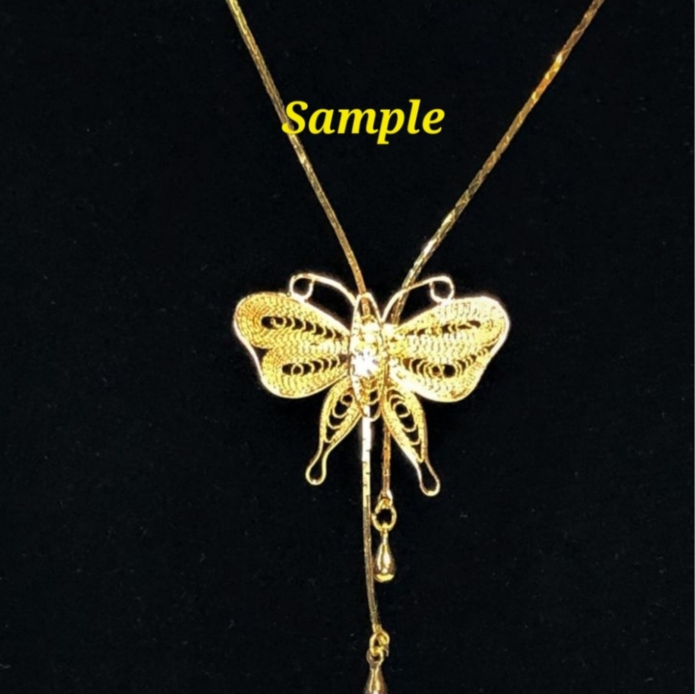 Vintage Delicate Gold Filigree Butterfly Slide Bolo Necklace - Picture 2 of 12